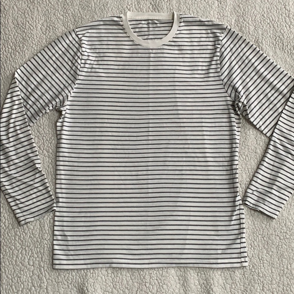 Old Navy striped shirt